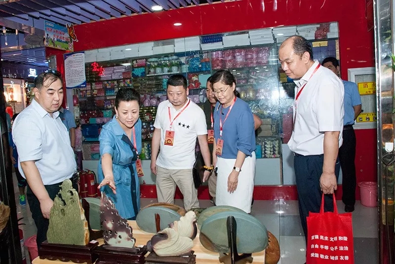 C:\Documents and Settings\Administrator\桌面\3.webp.jpg C:\Documents and Settings\Administrator\桌面\3.webp.jpg